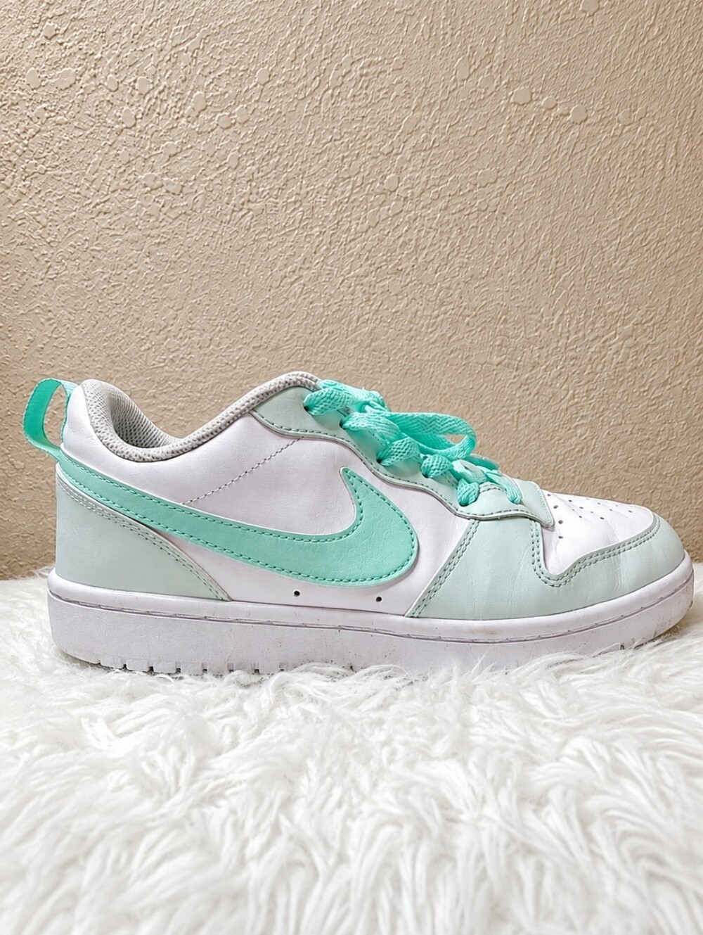 Nike Dunks Pastel Mint and White Low-Top Sneaker Woman's Sz 7.5 Kids 5.5